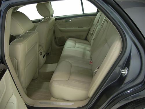 Cadillac DTS XLT Pickup 4D 5 1/2 Ft Other