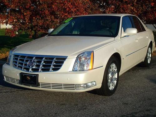 Cadillac DTS XLT Pickup 4D 5 1/2 Ft Other