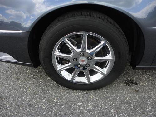 Cadillac DTS 2010 photo 5