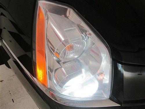 Cadillac DTS 2010 photo 4