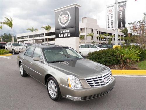 Cadillac DTS XLT Pickup 4D 5 1/2 Ft Other