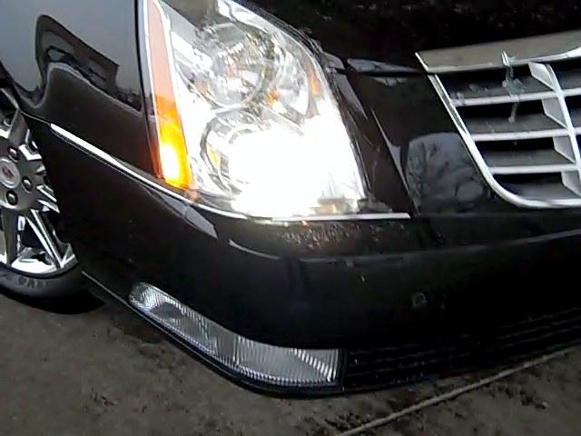 Cadillac DTS 2010 photo 3