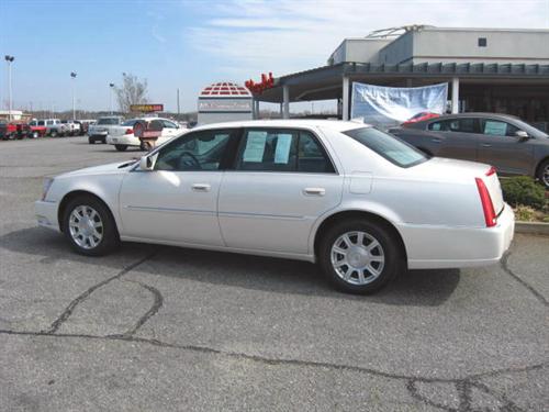 Cadillac DTS Adventurer Model 4WD Other