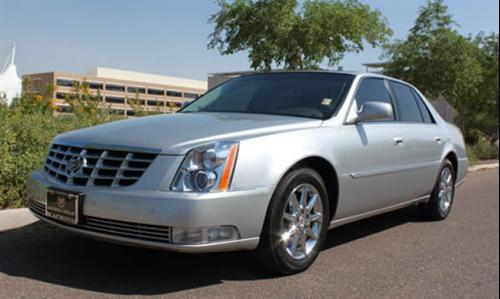 Cadillac DTS 2011 photo 5