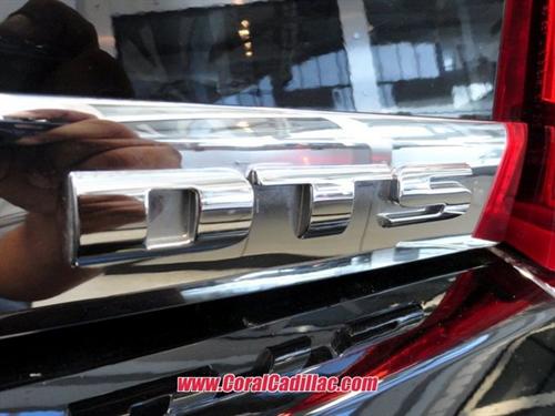 Cadillac DTS 2011 photo 3