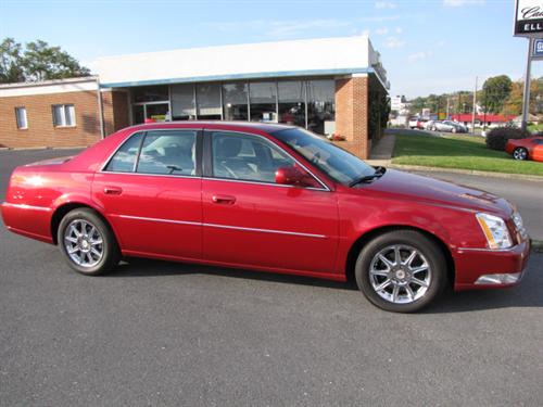 Cadillac DTS 2011 photo 5