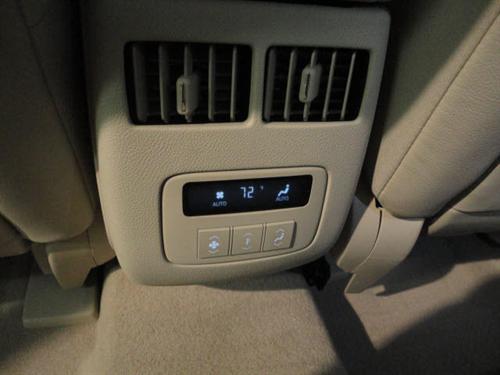 Cadillac DTS 2011 photo 5