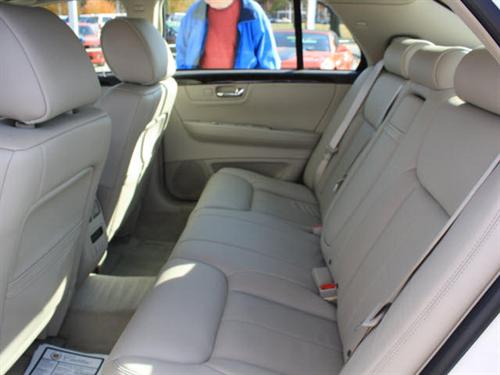 Cadillac DTS 2011 photo 5