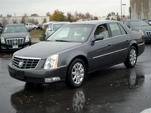 Cadillac DTS 2011 photo 3