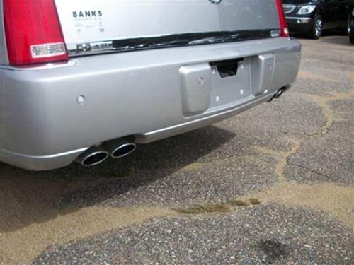 Cadillac DTS 2011 photo 4