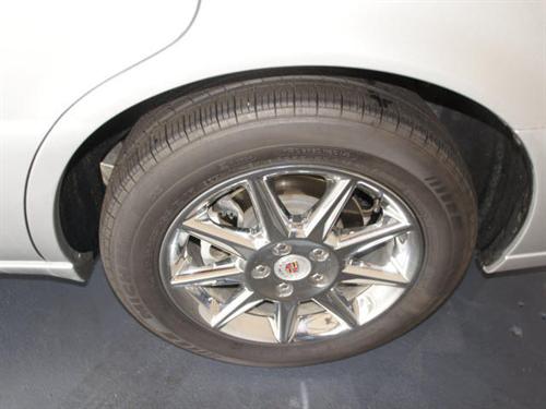 Cadillac DTS 2011 photo 1