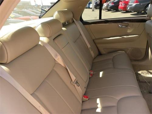 Cadillac DTS 2011 photo 4