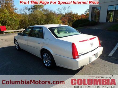 Cadillac DTS 2011 photo 4