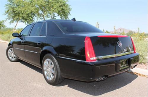 Cadillac DTS 2011 photo 5