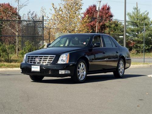 Cadillac DTS 2011 photo 2