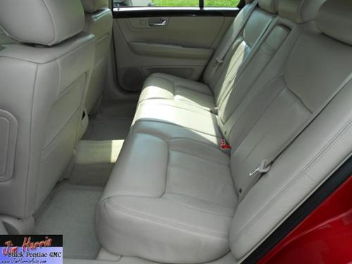 Cadillac DTS 2011 photo 4