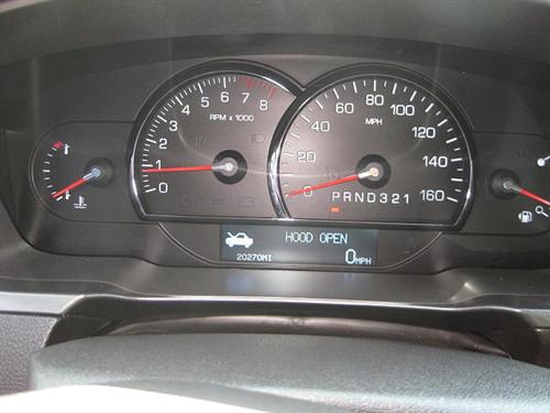 Cadillac DTS 2011 photo 4