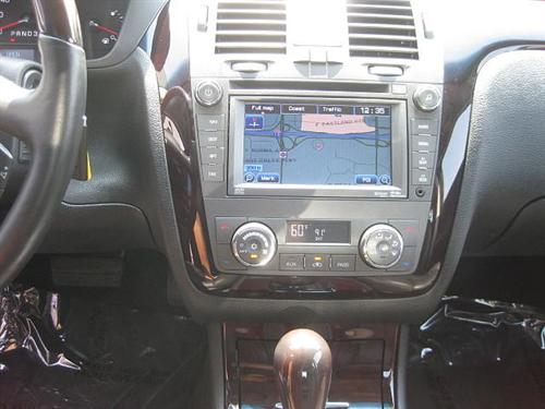 Cadillac DTS 2011 photo 5