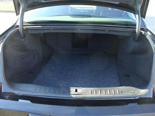 Cadillac DTS 2011 photo 1