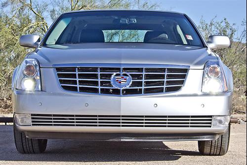 Cadillac DTS 2011 photo 3