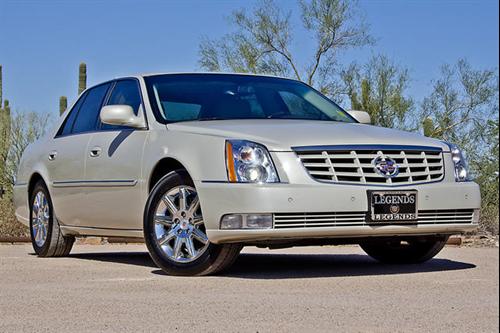 Cadillac DTS 2011 photo 4