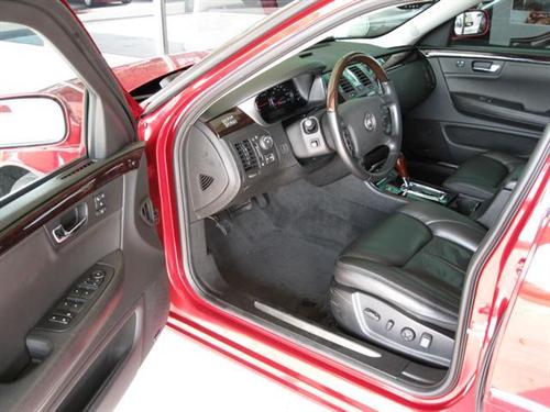 Cadillac DTS 2011 photo 3