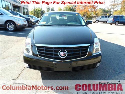 Cadillac DTS 2011 photo 1