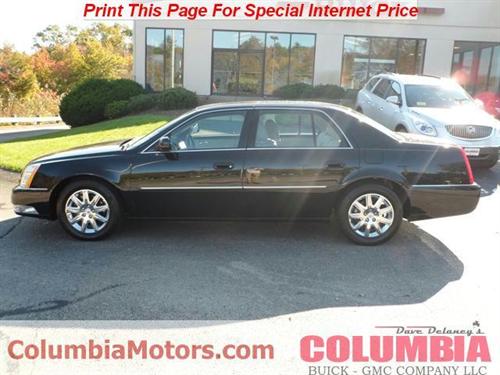 Cadillac DTS 2011 photo 2
