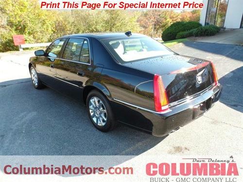 Cadillac DTS 2011 photo 3