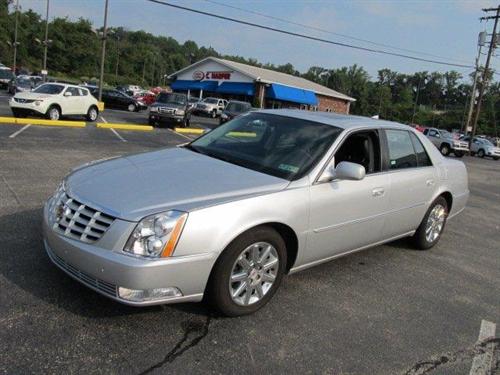 Cadillac DTS 2011 photo 3