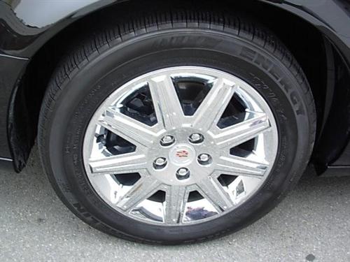 Cadillac DTS 2011 photo 3