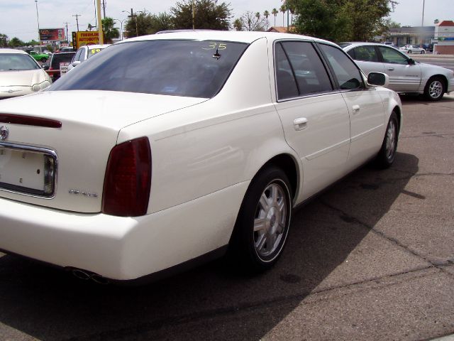 Cadillac Deville 2003 photo 2