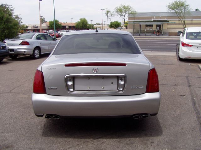 Cadillac Deville 2005 photo 0