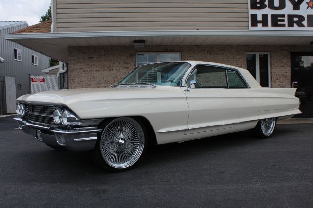 Cadillac Deville 1962 photo 3