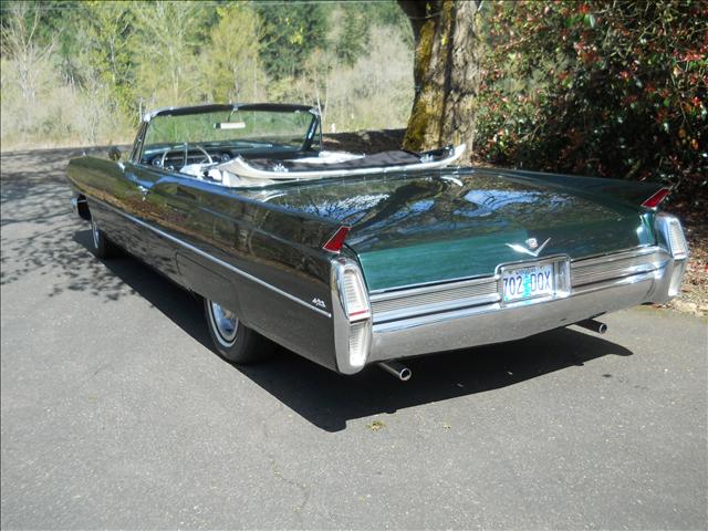 Cadillac Deville 1964 photo 4