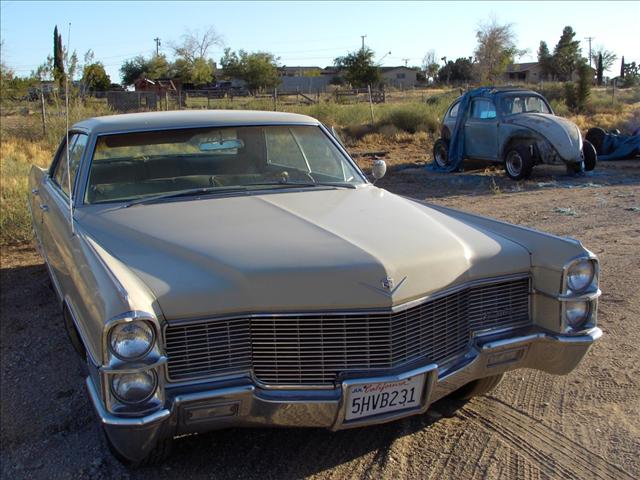 Cadillac Deville 1965 photo 5