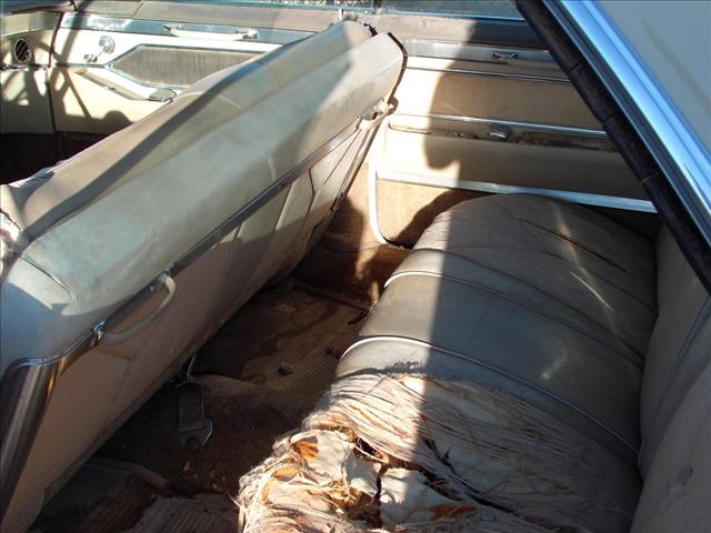 Cadillac Deville 1965 photo 3