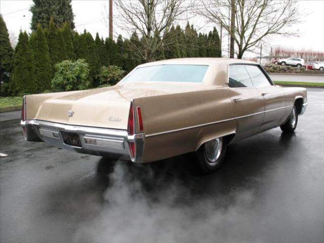 Cadillac Deville 1970 photo 3