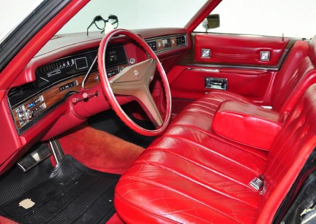 Cadillac Deville 1973 photo 2