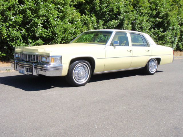 Cadillac Deville 1977 photo 4