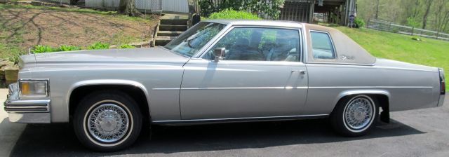 Cadillac Deville 1979 photo 2