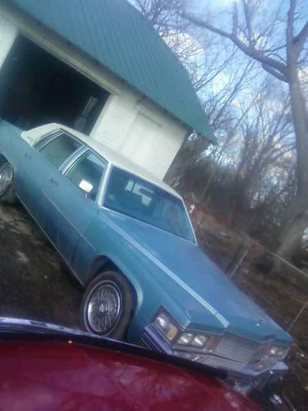 Cadillac Deville 1979 photo 2