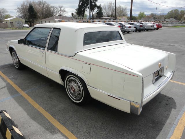 Cadillac Deville 1989 photo 5