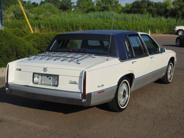 Cadillac Deville 1990 photo 4