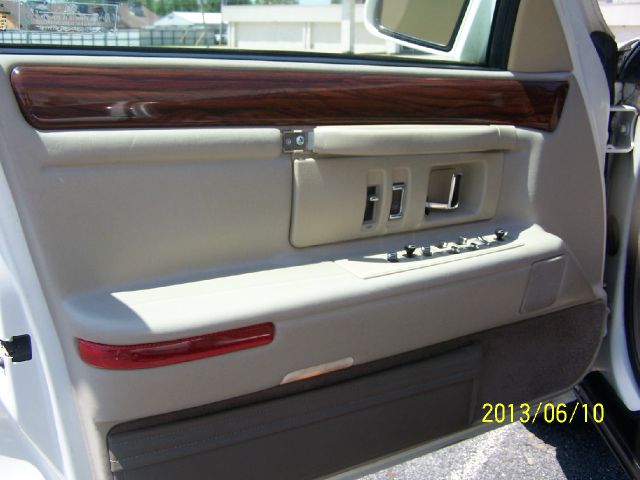 Cadillac Deville 1994 photo 10