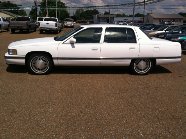 Cadillac Deville 1994 photo 1