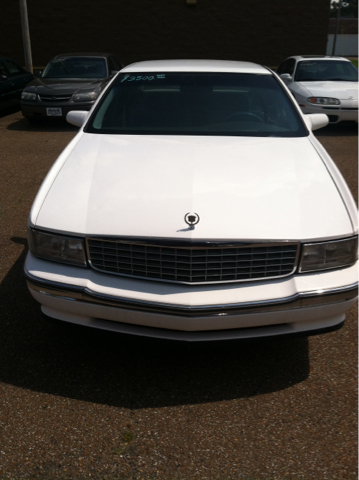 Cadillac Deville 1994 photo 2