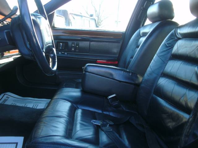 Cadillac Deville 1994 photo 1