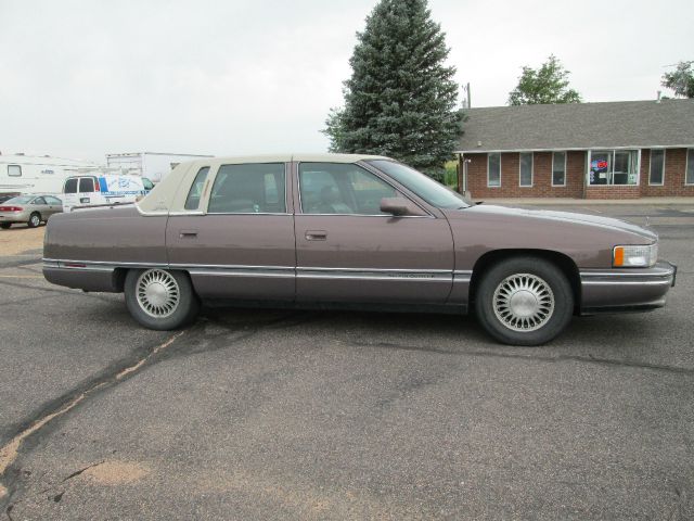 Cadillac Deville 1994 photo 2