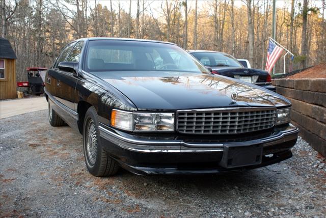 Cadillac Deville LT 4X4 Dually Sedan